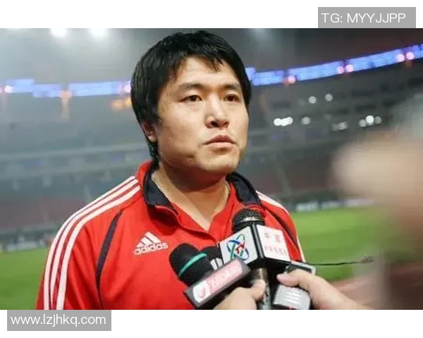 李雷雷在足球界的成就与影响力分析是否称得上足球明星